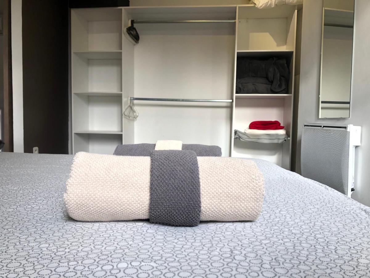 La Cle - Climatisation - Wifi - Parking Gratuit A Proximite Apartment Hyeres Bagian luar foto